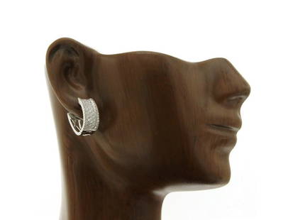 1.26 CT Pave F Color VS1 Diamonds In 18K White Gold Huggie Hoop Earrings: 1.26 CT Pave F Color VS1 Diamonds In 18K White Gold Huggie Hoop Earrings SKU: RBJ193487821517-E Condition: Never Worn Metal: White Gold Model: 193487821517-E Item Specifics:Brand: LuxoClarity: