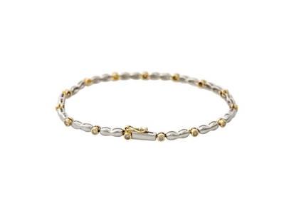 14K Two Tone Gold 0.42 Ct Diamond Bracelet 6.9 Grams 7": 14K Two Tone Gold 0.42 Ct Diamond Bracelet 6.9 Grams 7" SKU: RBJ202403187679-E Condition: Pre-Owned Stone: Diamond Model: 202403187679-E Item Specifics:Modified Item: No Note: All Sales are