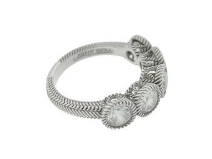 Judith Ripka Sterling Silver 5 Stone CZ Ring: Judith Ripka Sterling Silver 5 Stone CZ Ring SKU: RBJ324315141441-E Brand: Judith Ripka Condition: Pre-Owned Metal: Sterling Silver Model: 324315141441-E Item Specifics:Brand: Judith RipkaMain