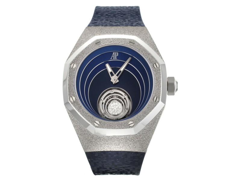 Audemars Piguet Royal Oak Concept Frosted Gold Flying Tourbillion 38.5mm 26630BC: Audemars Piguet Royal Oak Concept Frosted Gold Flying Tourbillion 38.5mm 26630BC SKU: RBJ304390186079-E Brand: Audemars Piguet Condition: Pre-Owned Model: Audemars Piguet Royal Oak Item Specifics:Band