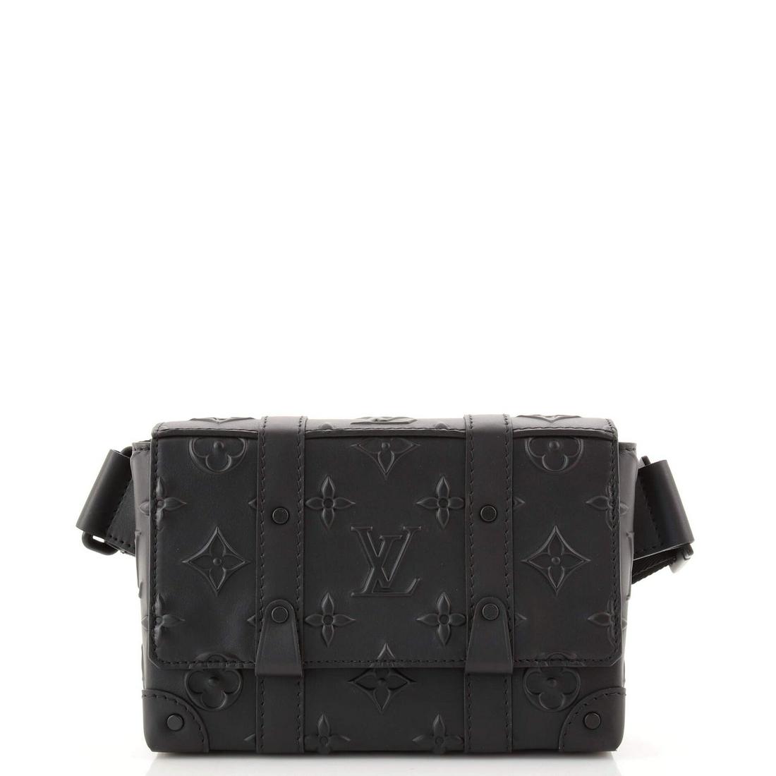 Louis Vuitton Trunk Slingbag Monogram Seal Leather (1 of 6)