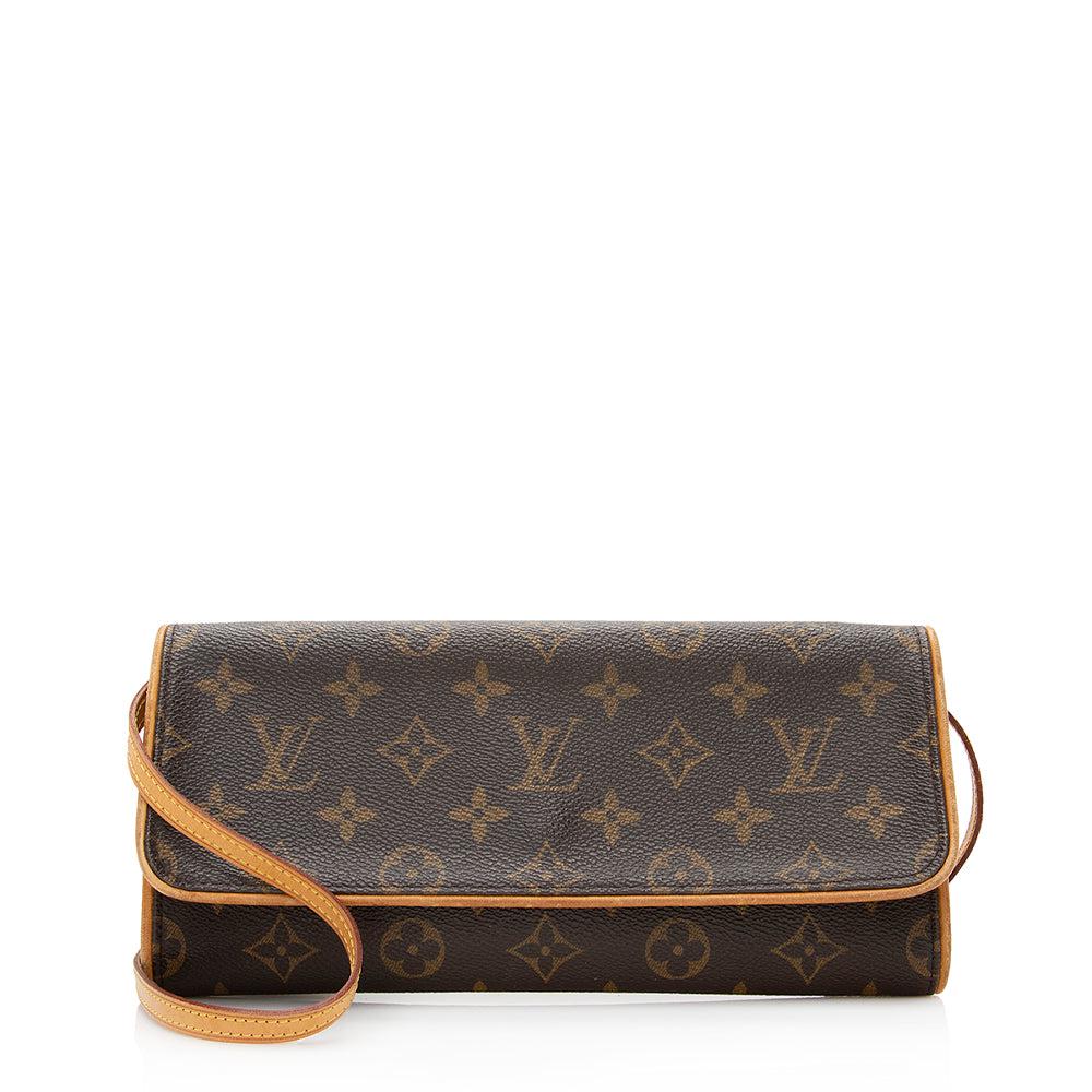 Louis Vuitton Vintage Monogram Canvas Pochette Twin GM Shoulder Bag: Louis Vuitton Vintage Monogram Canvas Pochette Twin GM Shoulder Bag Condition Quality: Fair Color: Brown Height: 4.75 in. Length: 9.25 in. Material: Coated Canvas/Leather Width: 1 in. Ite