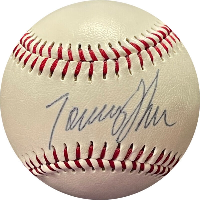 Tommy John signed Franklin Official League Baseball (Yankees/Dodgers): Tommy John signed Franklin Official League Baseball (Yankees/Dodgers) Tommy John signed Franklin Official League Baseball (Yankees/Dodgers) RBJ no: 7263144607832