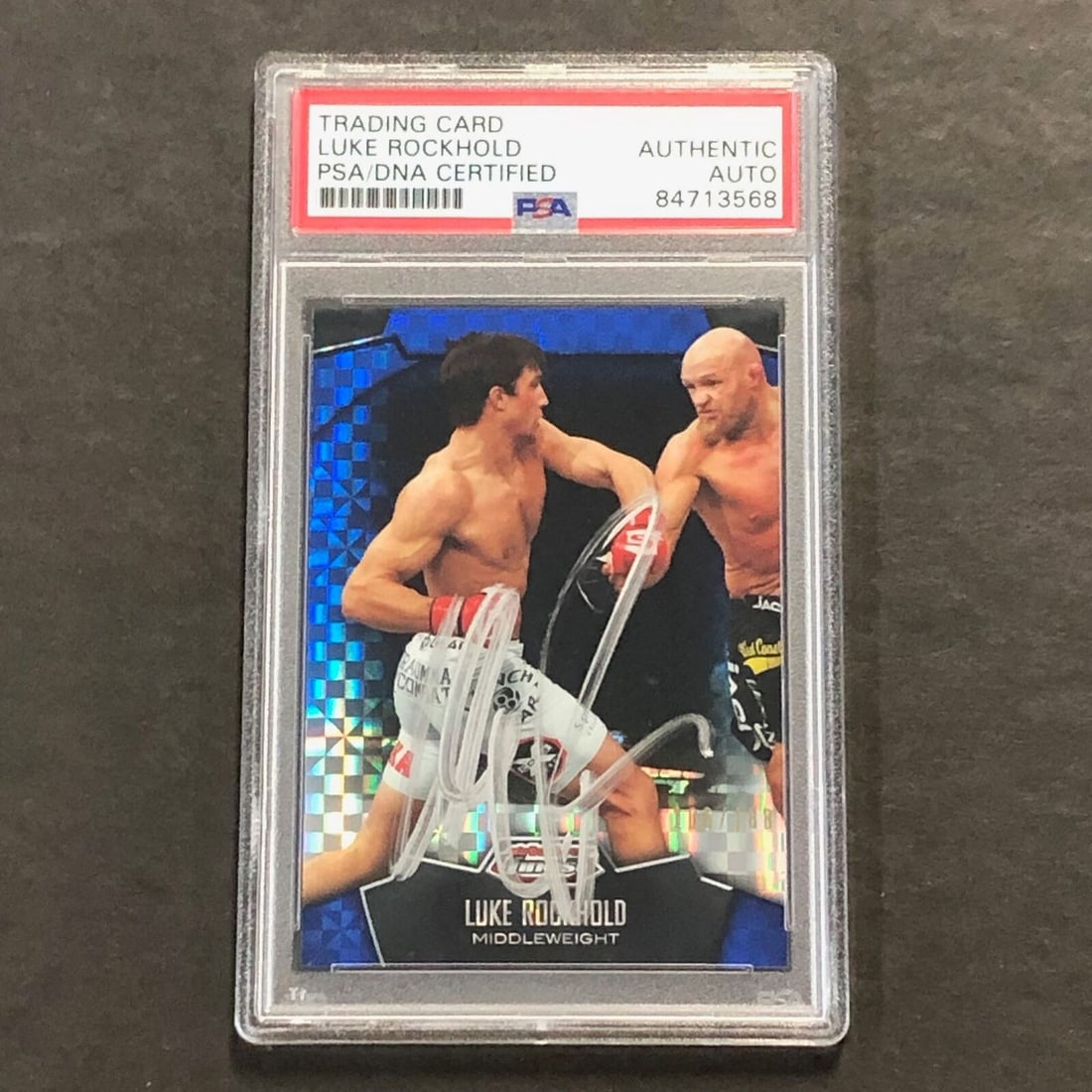 2012 Topps #29 Luke Rockhold Signed Card AUTO PSA Slabbed UFC: 2012 Topps #29 Luke Rockhold Signed Card AUTO PSA Slabbed UFC 2012 Topps #29 Luke Rockhold Signed Card AUTO PSA Slabbed UFC RBJ no: 7352165662808