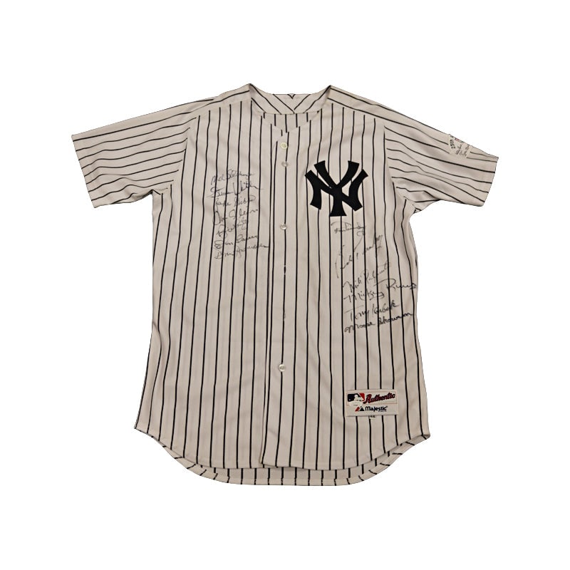 white, kubek, rivers 13 signatures new york yankees #54 jersey (JSA LOA): white, kubek, rivers 13 signatures new york yankees #54 jersey (JSA LOA) New York Yankees #54 Jersey with 13 Signatures including Skowron, Larsen, Guidry, Gibbs, Stottlemyre and more. SKU: RBJ75291309