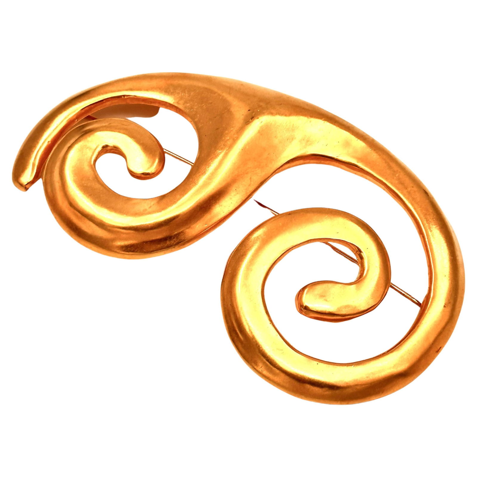 Robert Lee Morris Gilded Aardvark Brooch: Robert Lee Morris Gilded Aardvark Brooch Metal: Gold Plate, Brass Weight: 2.1 oz Dimensions: Height: 2.7 in (68.58 mm) Width: 2.7 in (68.58 mm) Depth: 0.5 in (12.7 mm) Diameter: 4 in (101.6 mm) Length