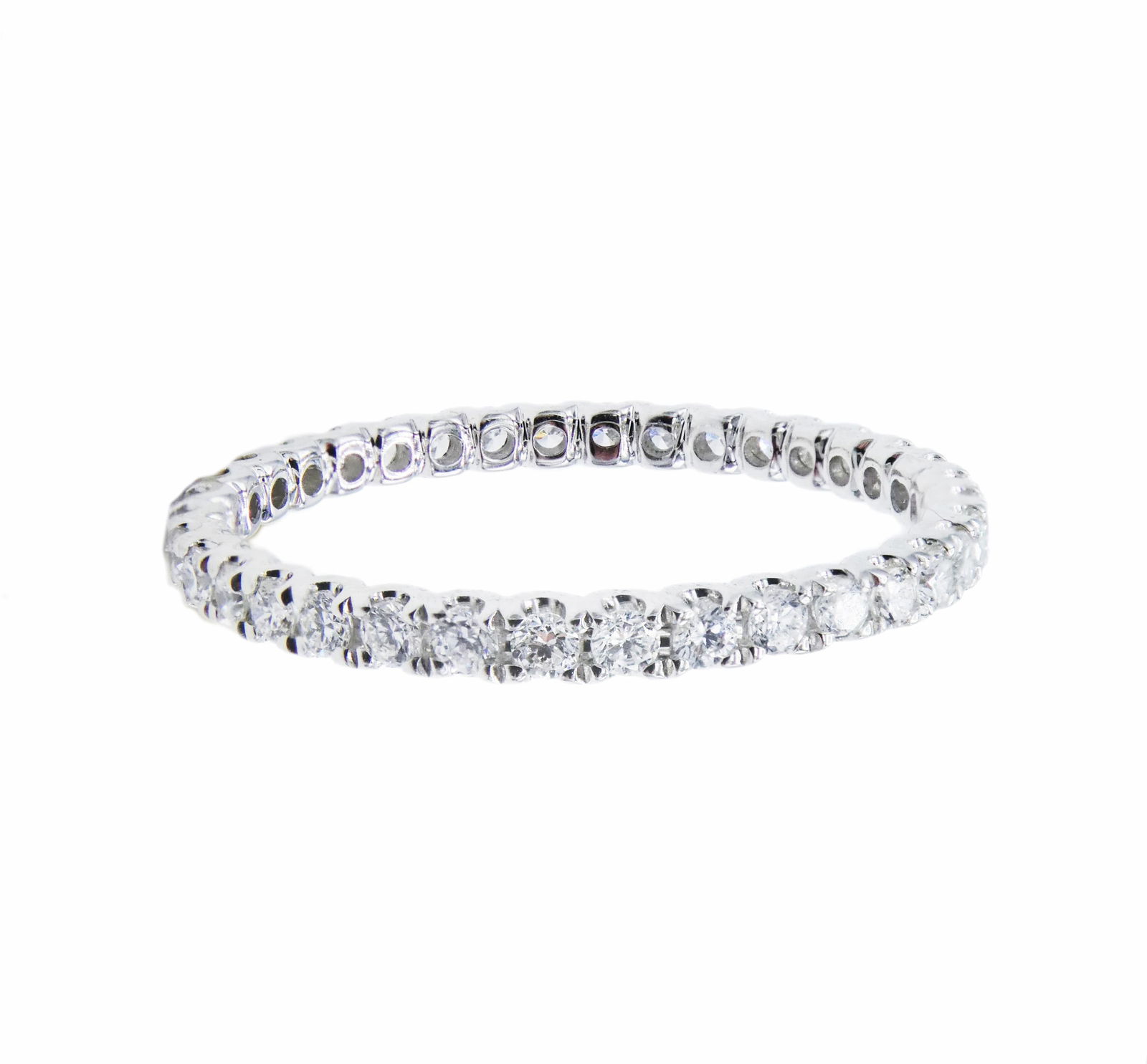 14 Karat Gold Natural Diamond 0.44 Carat Eternity Band White Thin Stackable Ring: 14 Karat Gold Natural Diamond 0.44 Carat Eternity Band White Thin Stackable Ring Ring Size: 6 US, Not Resizable Metal: Gold, 14k Gold, White Gold Stone: Diamond Stone Cut: Round Cut Weight: 0.77 g