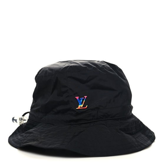 Louis Vuitton Nylon 2054 Transformable: Louis Vuitton Nylon 2054 Transformable Bob Bucket Hat Black SKU no: RBJ1407948 Brand: LOUIS VUITTON Condition: Excellent Condition Details: Hardware: Faint scratch(es) Circumference: 22 in This i