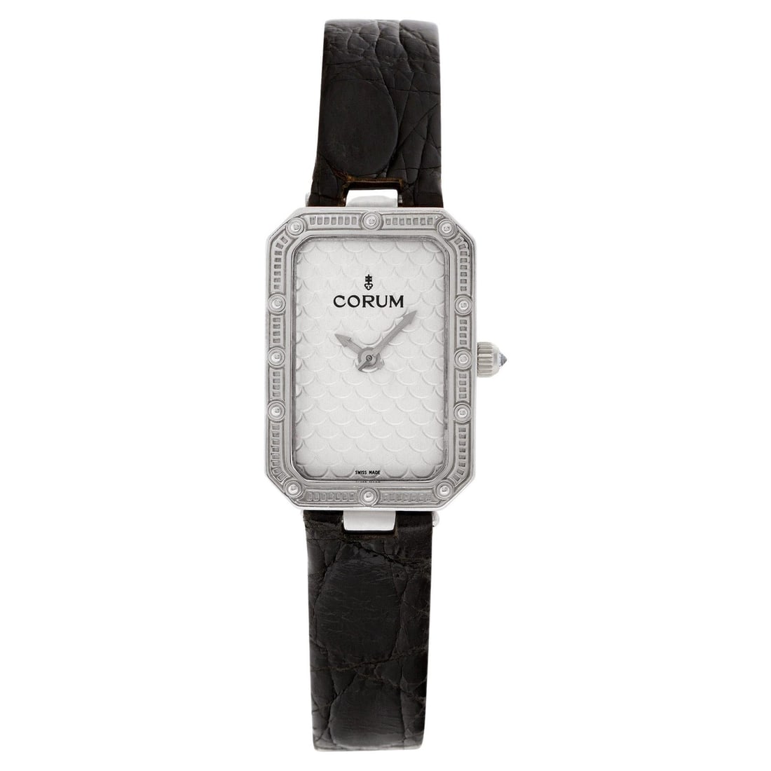 Corum 24 706 59 18k: Corum 24 706 59 18k White Gold Silver Dial Quartz Watch Brand: Corum Case Material: White Gold, Silver Case Shape: Rectangle Movement: Quartz Case Dimensions: Width: 0.79 in (20 mm) Length: 1.11 in (2