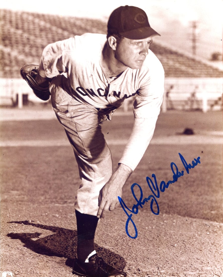Johnny Vandermeer Autographed B&W 8x10: Johnny Vandermeer Autographed B&W 8x10 Photo Johnny Vandermeer Autographed B&W 8x10 Photo