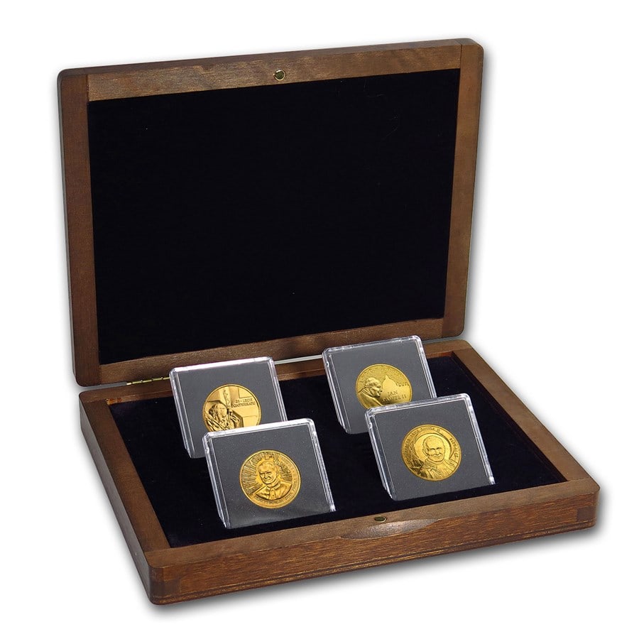 Poland Pope John Paul II 2: Poland Pope John Paul II 2 Zlote 4-Coin Set BU SKU no: RBJ155248 Year: 2003-2014 Grade: Brilliant Unc Grade Service: None Denomination: 2 Zlote Mint Mark: Not Shown Metal Content: 0 troy