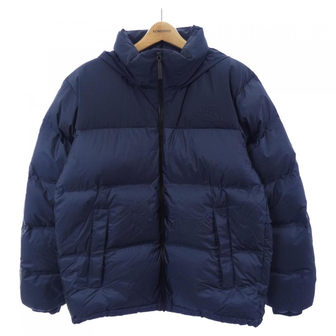 Authentic THE NORTH FACE Down Jackets: Authentic THE NORTH FACE Down Jackets #241-003-497-8721 Condition: Pre-owned Brand: THE NORTH FACE Style: JACKET Color: Navy Outer Shell Material: See Image Gender: Mens Size: XL