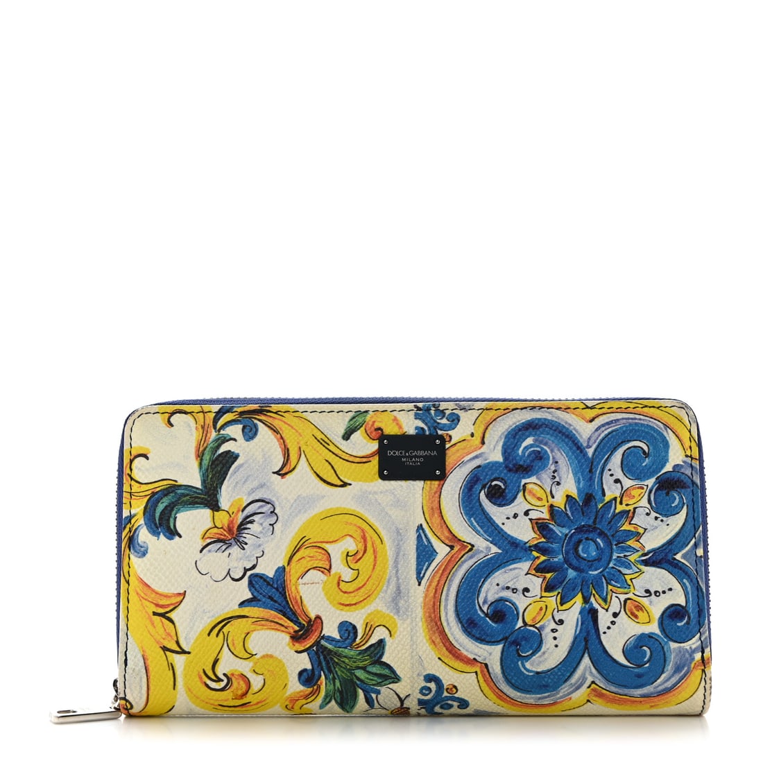 Dolce & Gabbana Dauphine Majolica Printed: Dolce & Gabbana Dauphine Majolica Printed Zip Around Wallet Multicolor Brand: DOLCE & GABBANA Condition: Shows Wear Condition Details: Exterior: Corner wear, edge wear, Interior: Marks, , Dust bag Len