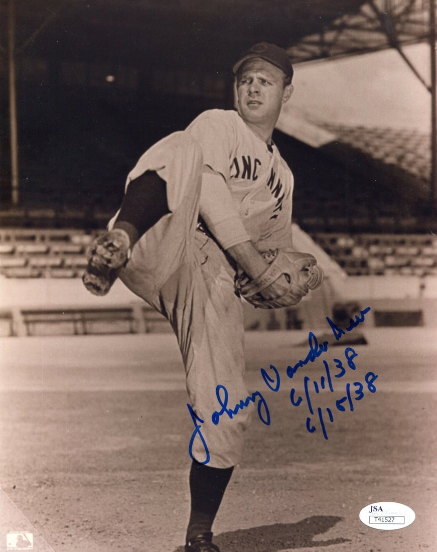 Johnny Vander Meer Autographed 8x10 Black: Johnny Vander Meer Autographed 8x10 Black & White Photo (JSA) Johnny Vander Meer Autographed 8x10 Black & White Photo (JSA) SKU no: RBJ7250434261080
