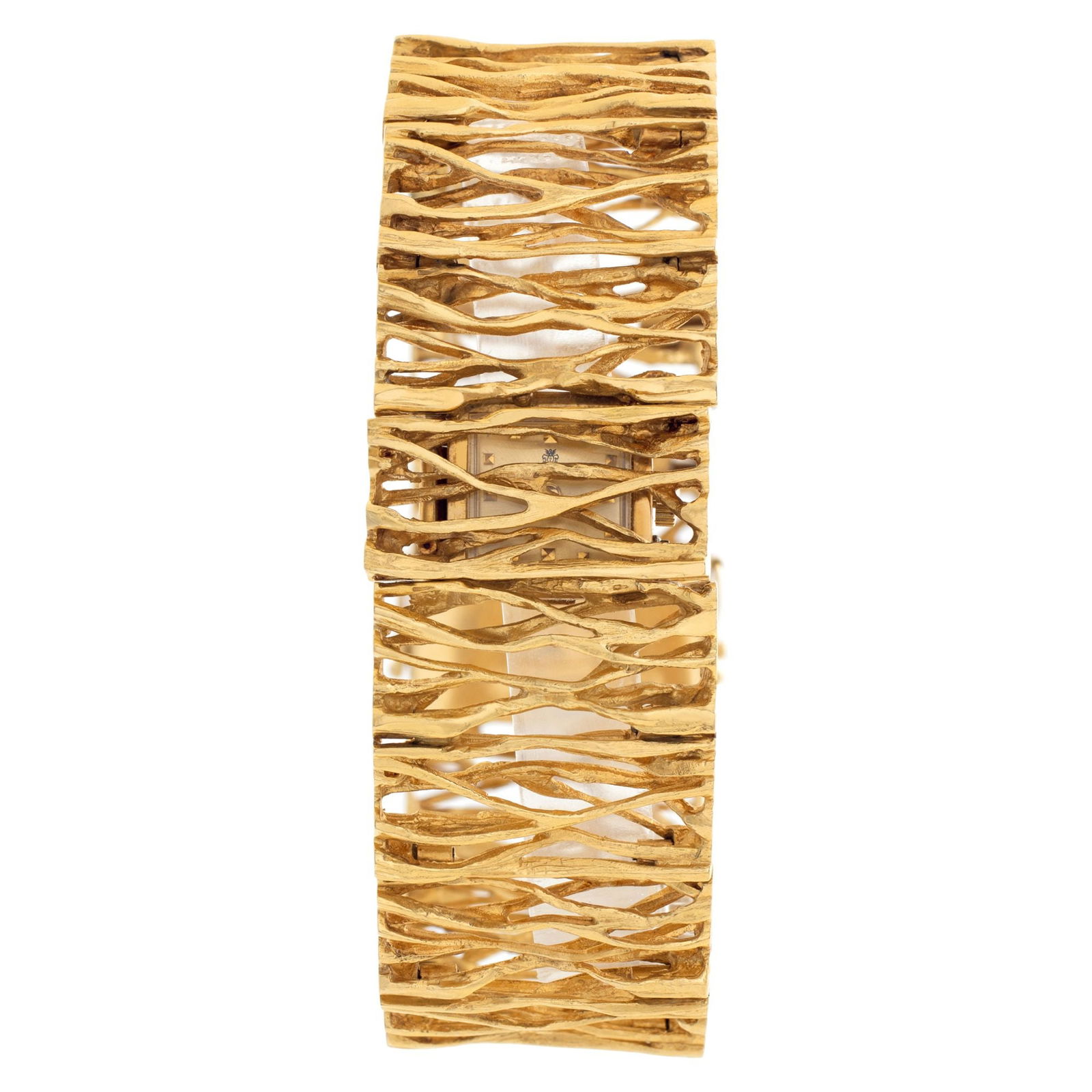 Bucherer 18k yellow gold "Bark"manual wind: Bucherer 18k yellow gold "Bark"manual wind bracelet watch with hinged dial cover. Manual wind. 7.5 inch length. 15 mm case and bracelet width. Fine Pre-owned Bucherer Watch. Certified preowned Dress B