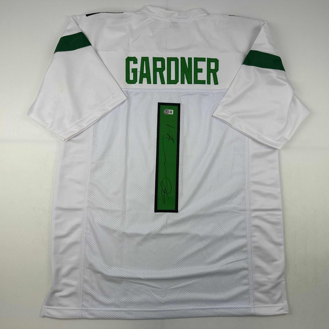 autographed/signed ahmad sauce gardner new york: autographed/signed ahmad sauce gardner new york white jersey beckett BAS COA Autographed/Signed Ahmad Sauce Gardner New York White Jersey Beckett BAS COA SKU no: RBJ7560354267224 Guidelines for Biddin