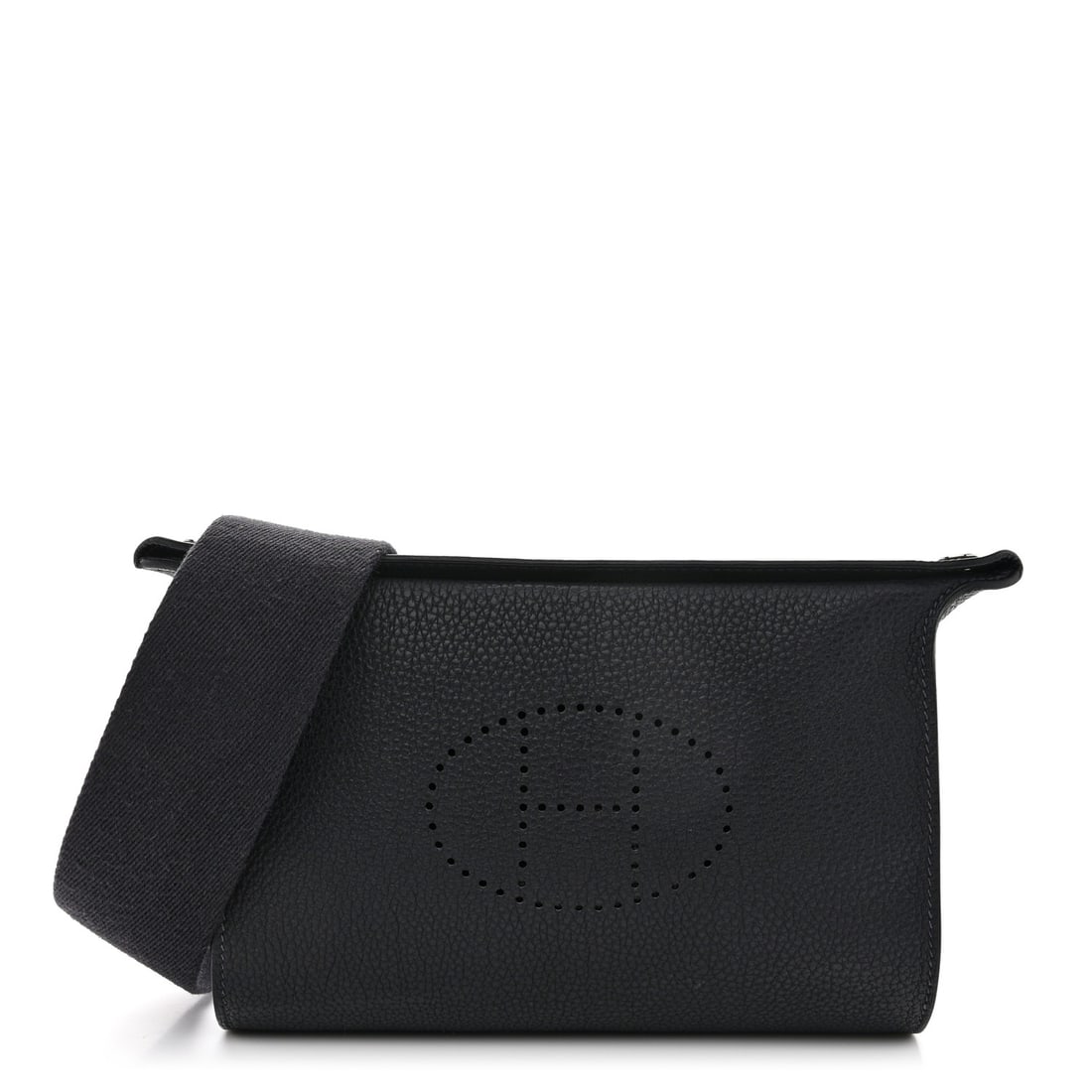 Hermes Togo Videpoches Bleu Indigo: Hermes Togo Videpoches Bleu Indigo Brand: HERMES Condition: Excellent Condition Details: Exterior: Edge wear, Handle: Pilling, Interior: Surface wear, Hardware: Faint scratch(es), , Dust bag Length: 8