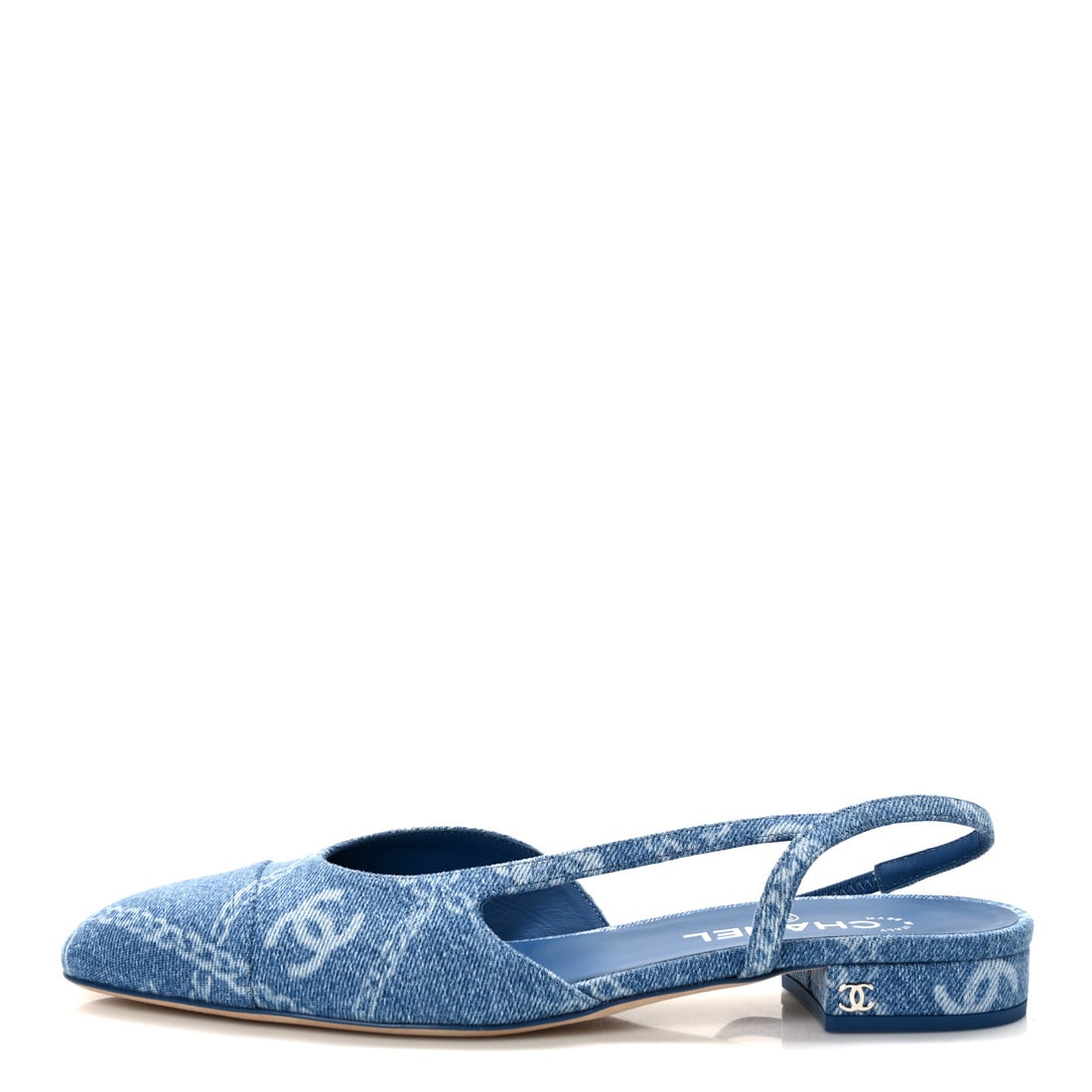 Chanel Denim Cap Toe CC Slingback: Chanel Denim Cap Toe CC Slingback Flats 41 Light Blue Multicolor Brand: CHANEL Condition: Excellent Condition Details: Other: Marks on sole(s), , 2 dust bags Size: 41 EU Heel: 1 in SKU no: RBJ1542