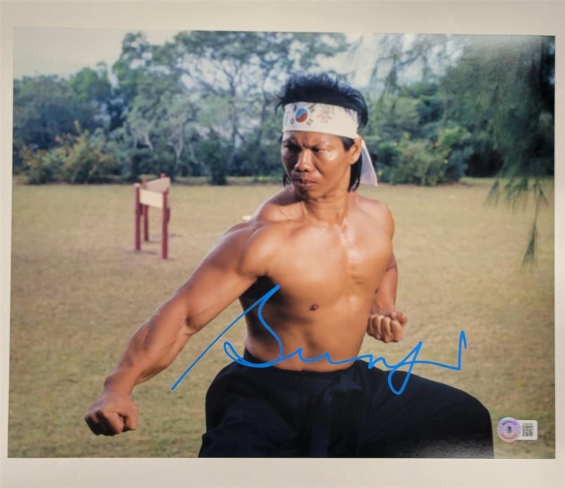 bolo yeung signed bloodsport 11x14 photo: bolo yeung signed bloodsport 11x14 photo autograph (b) beckett BAS Bolo Yeung signed Bloodsport 11x14 photo autograph (B) ~ Beckett BAS SKU no: RBJ7435820695640 Guidelines for Bidding We recommend for