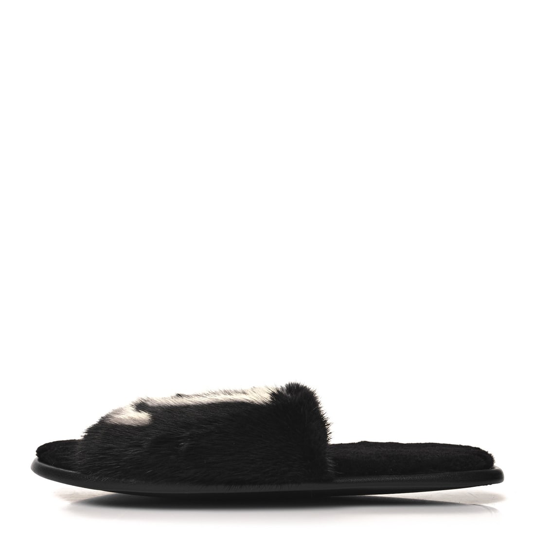 Louis Vuitton Mink Fur Homey Flat: Louis Vuitton Mink Fur Homey Flat Mules 37-38 Black Brand: LOUIS VUITTON Condition: New Condition Details: , Dust bag Insole: 10.5 in Outsole: 10.5 in SKU no: RBJ1546494 , Dust bag <b