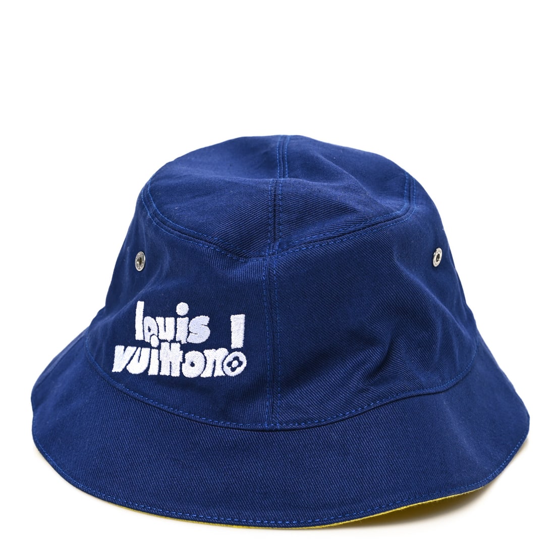 Louis Vuitton Canvas Monogram Reversible Everyday Bucket Hat 60 Blue White Yellow: Louis Vuitton Canvas Monogram Reversible Everyday Bucket Hat 60 Blue White Yellow Brand: LOUIS VUITTON Condition: Excellent Condition Details: Circumference: 22.5 in SKU no: RBJ 1574037 Year: 202