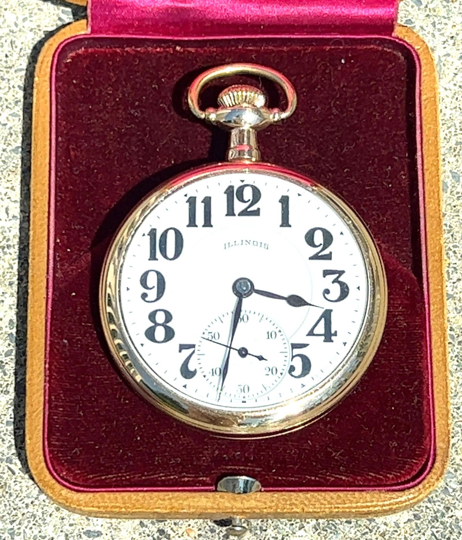 Illinois Bunn Special Railroad Pocket Watch: Illinois Bunn Special Railroad Pocket Watch Brand: Illinois Watch Company Case Material: Gold-filled, Yellow Gold Weight: 81.67 g Case Shape: Round Movement: Manual Wind Place of Origin: United St