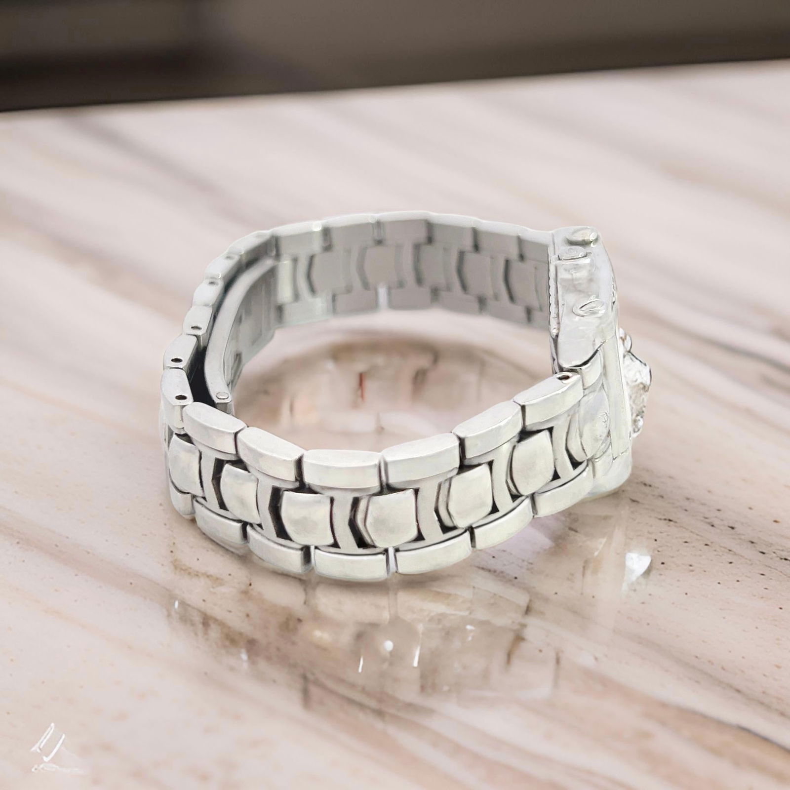 Philippe Charriol Diamond Ladies Wristwatch 6.5": Philippe Charriol Diamond Ladies Wristwatch 6.5" Stainless Steel 22.8 mm Creator: Philippe Charriol Case Material: Stainless Steel Stone: Diamond Stone Cut: Round Cut Place of Origin: Switzerland