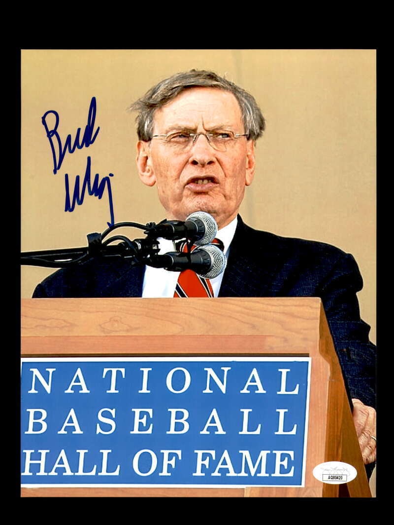 bud selig JSA COA signed 8x10: bud selig JSA COA signed 8x10 photo autograph Bud Selig JSA COA Signed 8x10 Photo Autograph SKU no: RBJ8272636346456 Guidelines for Bidding We recommend for all bidders to review the LiveAuctioneers b