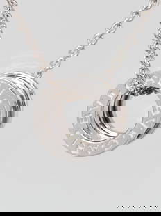 Bvlgari 18k White Gold B.Zero Pendant: Bvlgari 18k White Gold B.Zero Pendant Necklace Overall Condition: Like new;Designer: Bvlgari;Material: 18k white gold;Includes: Outer box, necklace box;SKU no: RBJBvlgari Au 750;Measurements: