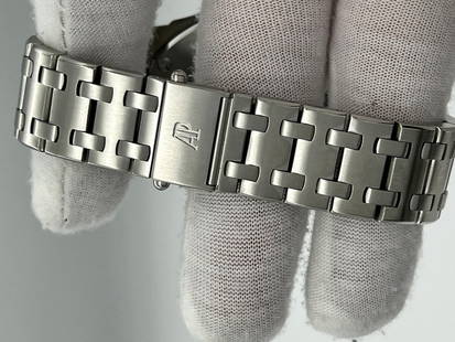 Audemars Piguet Royal Oak Offshore 25970ST: Audemars Piguet Royal Oak Offshore 25970ST Stainless Steel Hong Kong Edition Creator: Audemars Piguet Case Material: Steel, Stainless Steel Case Dimensions: Diameter: 1.5 in (38 mm) Period: 1990-1999