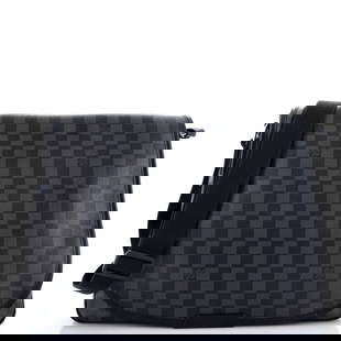Louis Vuitton Daniel Messenger Bag Damier: Louis Vuitton Daniel Messenger Bag Damier Graphite GM Exterior Color: Black Interior Color: Black Exterior Material: Canvas Coated Interior Material: Fabric Hardware Color: Silver Estimated Retail