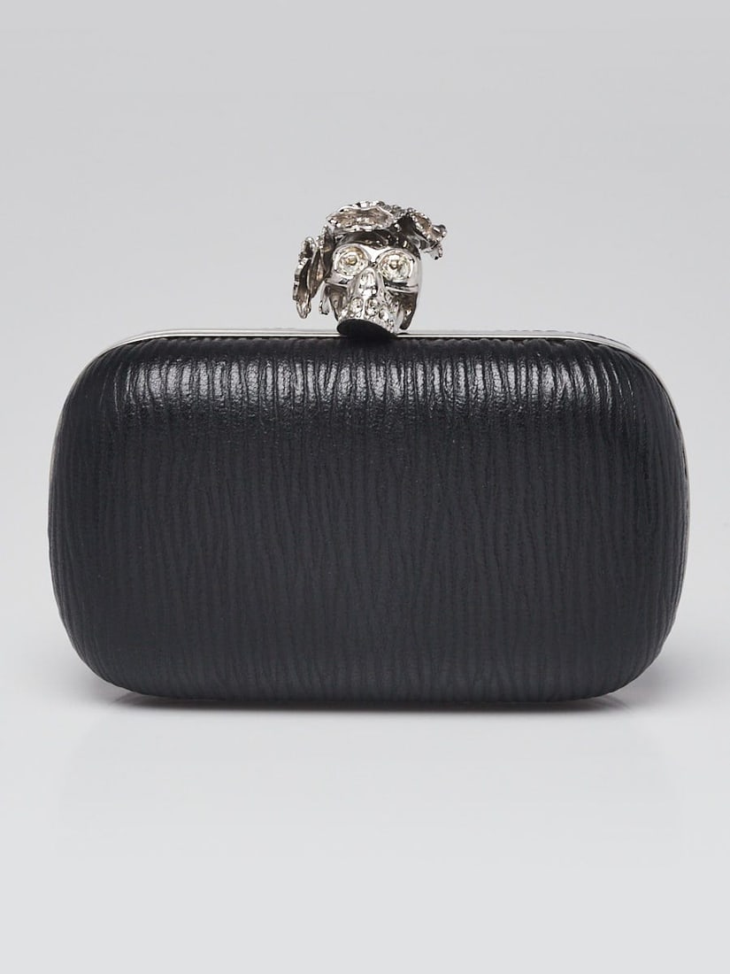 Alexander Mcqueen Black Textured Leather Skull: Alexander Mcqueen Black Textured Leather Skull Box Clutch Bag Overall Condition: Like new;Exterior Condition: Like new;Interior Condition: Like new;Designer: Alexander McQueen;Material: Black leather
