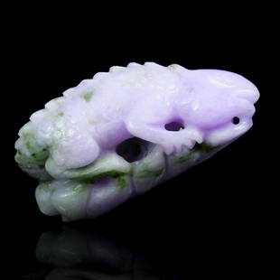 Carved Chinese Chameleon Lavender Color Jadeite Jade: Carved Chinese Chameleon Lavender Color Jadeite Jade Sculpture A beautiful hand carved Burmese jadeite jade pendant. Measurement: 1.83" long x 1.00" widest Weight: 24.7gram Material: Burmese Jadeite J