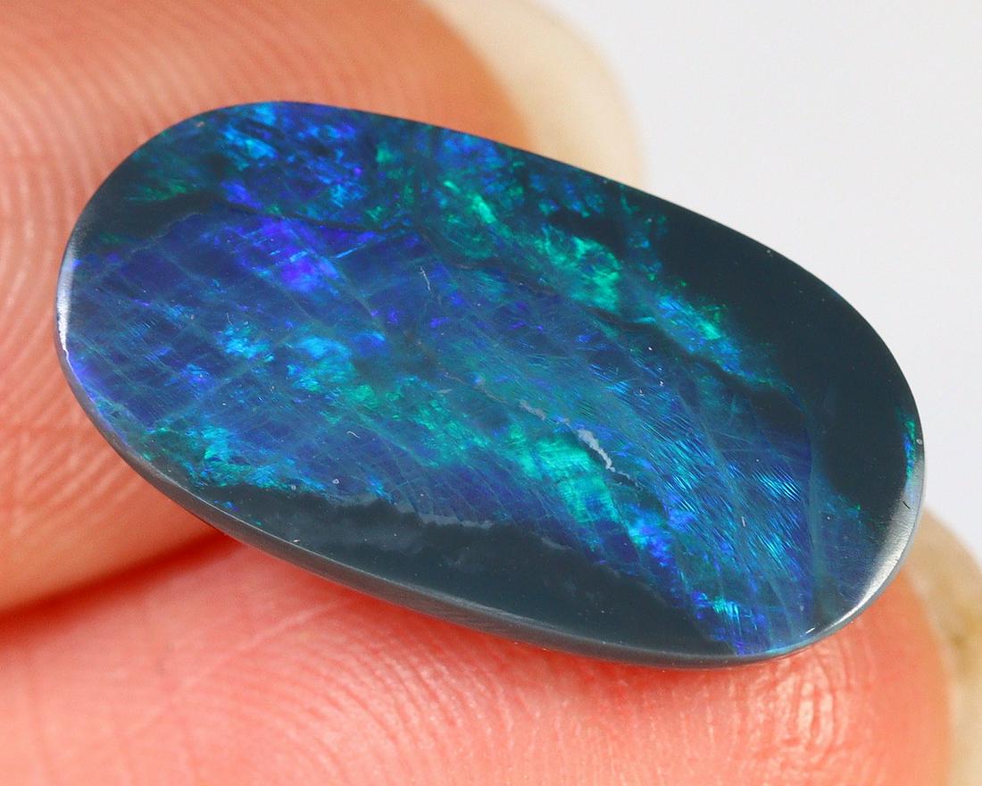 3.78Ct Australian Lightning Ridge Solid Black Opal Loose 16.5x8.9x3.5mm (1 of 3)