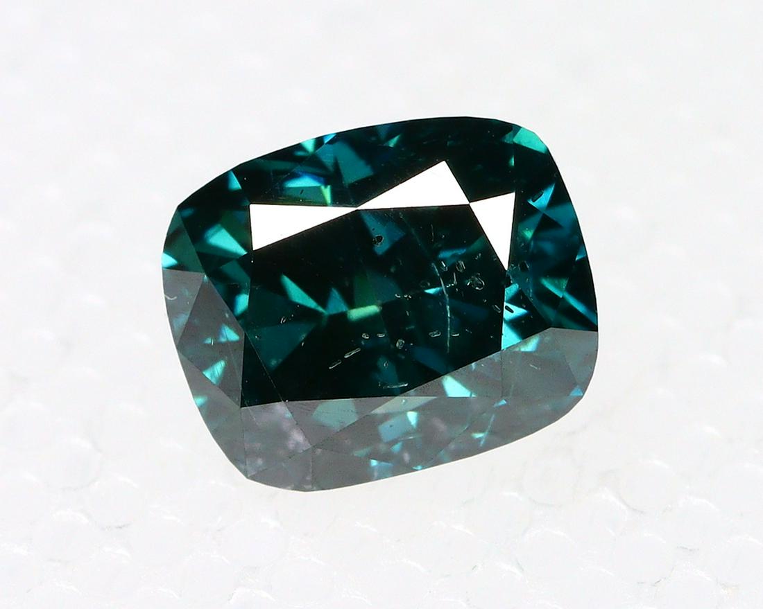 1.09Ct Natural African Vivid Green Diamond Irradiated Treatment 6.4x5.3x4mm (1 of 2)