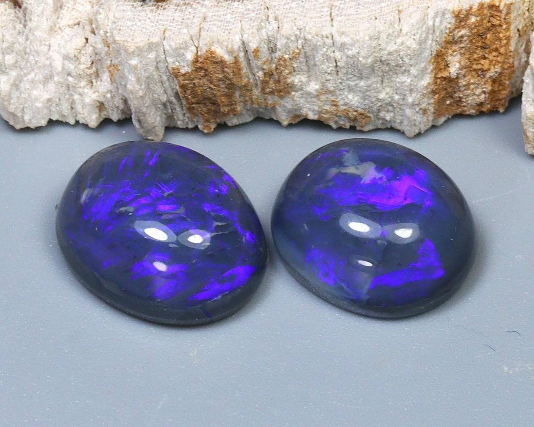 Pair of 9.95Ct Australian Solid N2 Black Opal Lightning Ridge Opal 12.6x10x6mm (1 of 4)