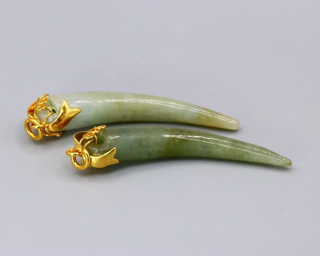 76Ct Chili Shape Natural Burmese Jadeite Jade Pendant Locket 58x8x8mm (1 of 5)