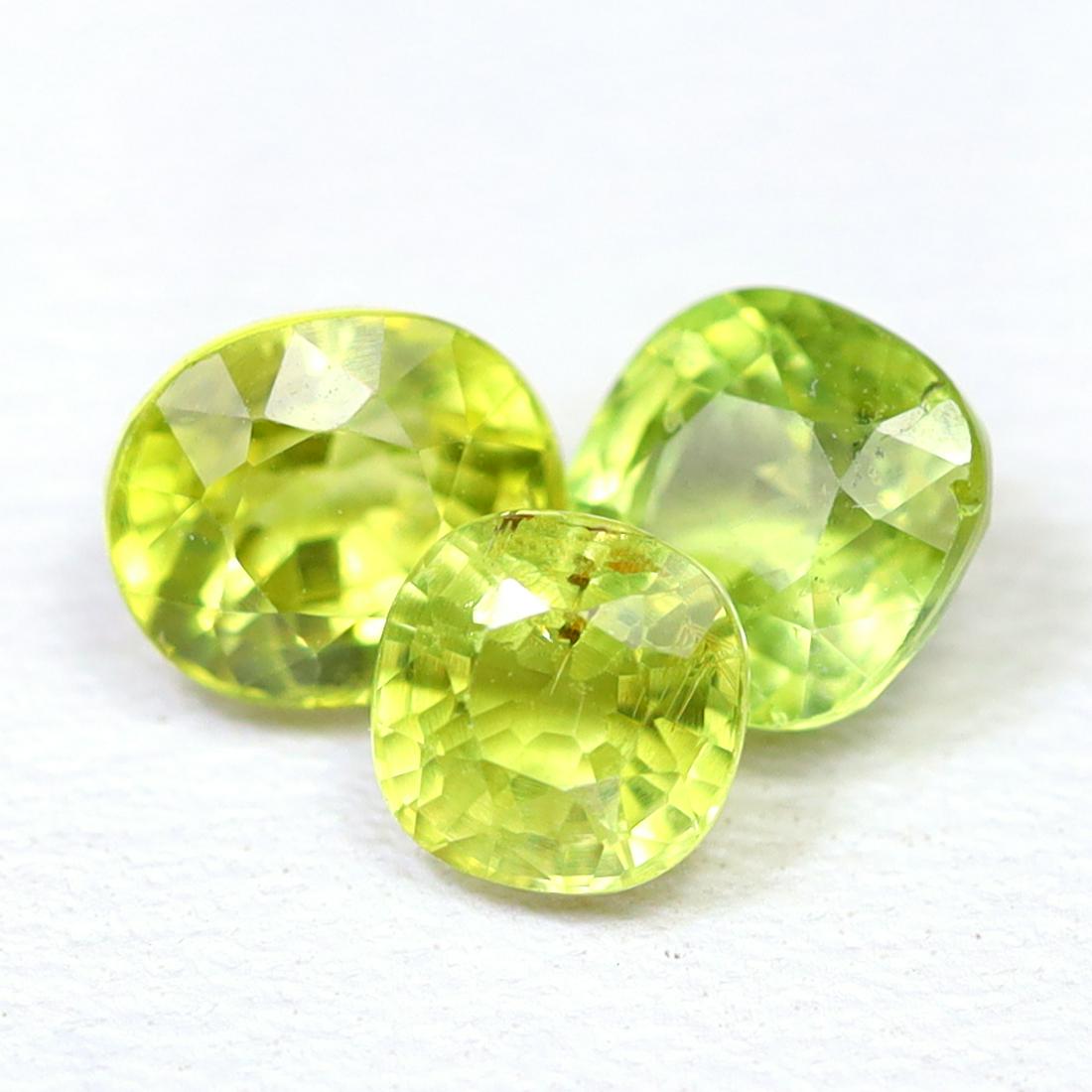 2.35Ct Natural Mali Garnet Gemstone - Mali Garnet - Mix Gemstone: Thousand Planet Auction House Welcome to our auction house, today auction brought to you by Leharlequin Co., Ltd based in Bangkok, Thailand specialize in all kinds of opal and color gemstone both in m