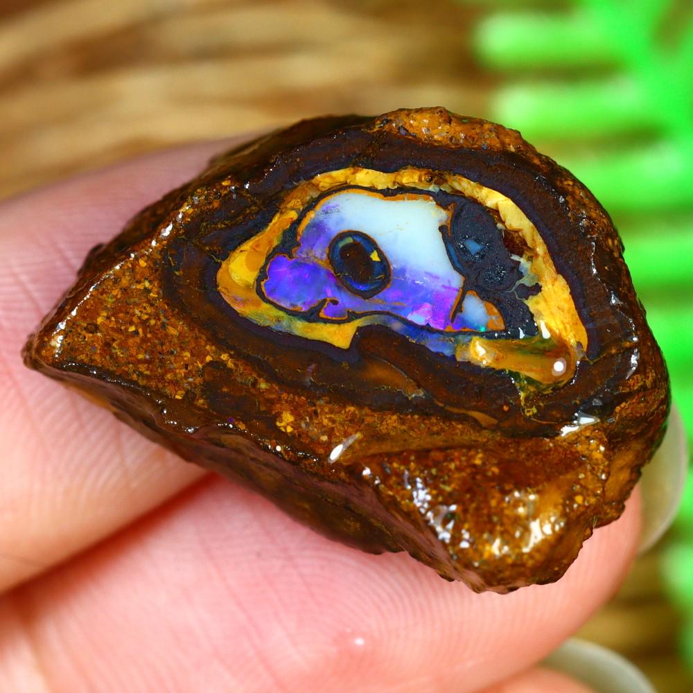 30.80Ct Koroit Boulder Opal Rough - Australian Opal - Freeform Rough: Thousand Planet Auction House Welcome to our auction house, today auction brought to you by Leharlequin Co., Ltd based in Bangkok, Thailand specialize in all kinds of opal and color gemstone both in m