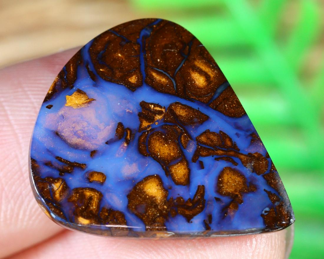 Australian Queensland Koroit Mine Loose Boulder Solid Opal Cabochon: Australian Queensland Koroit Mine Loose Boulder Solid Opal Cabochon Opal Condition: Polished Solid Opal Origin: Koroit / Yowah Opal Mine Purpose: Ready to set in jewelry or keep for investment Purity: