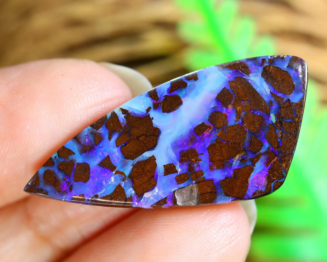 Australian Queensland Koroit Mine Loose Boulder Solid Opal Cabochon: Australian Queensland Koroit Mine Loose Boulder Solid Opal Cabochon Opal Condition: Polished Solid Opal Origin: Koroit / Yowah Opal Mine Purpose: Ready to set in jewelry or keep for investment Purity: