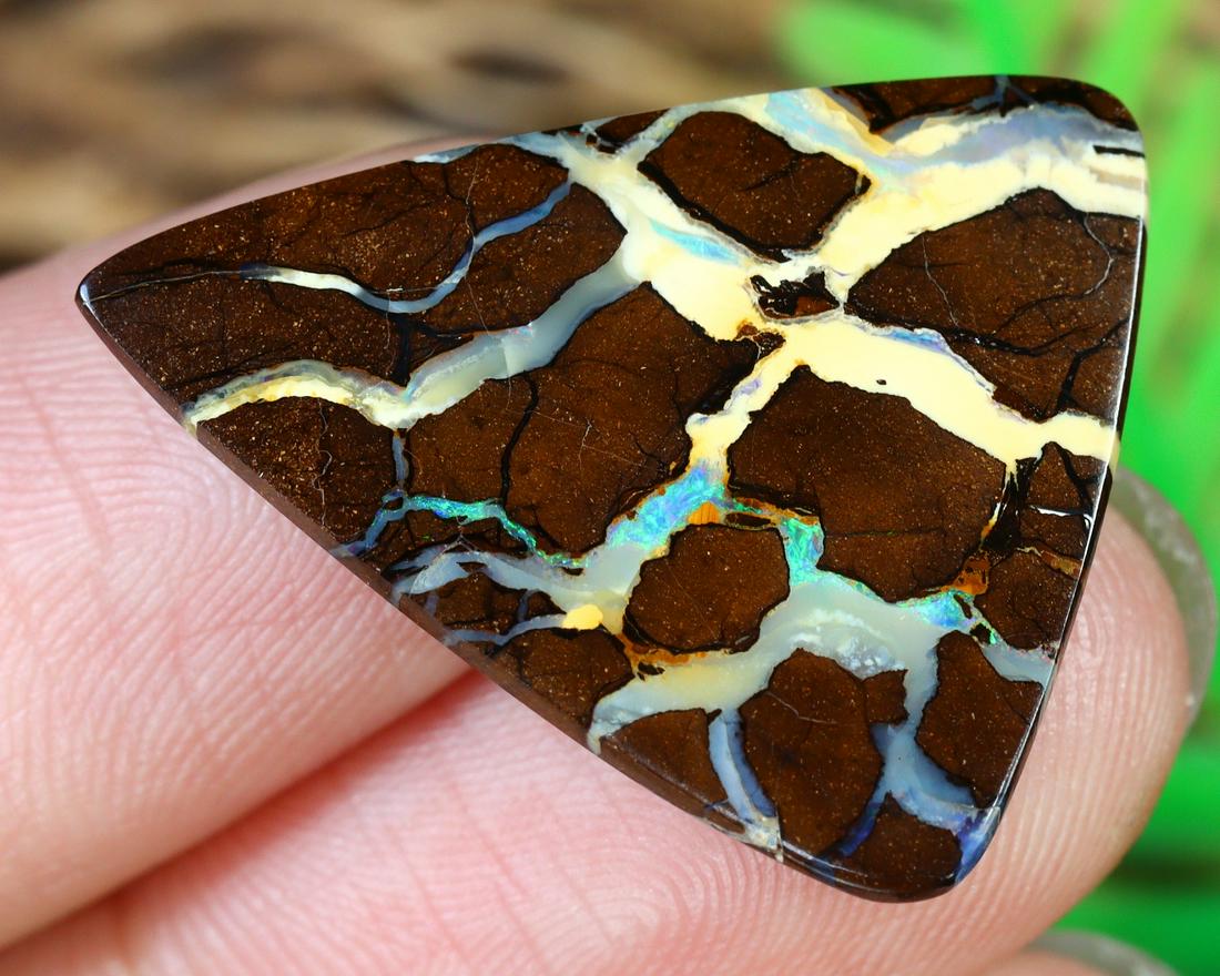 Australian Queensland Koroit Mine Loose Boulder Solid Opal Cabochon: Highlight: Timed Auction, NO COMPETING BID, NO HIDDEN RESERVED PRICE, all auction lots starting at only $19 for all SOLID Australian Opals and rough parcel which is few hundreds dollar worth in the ac