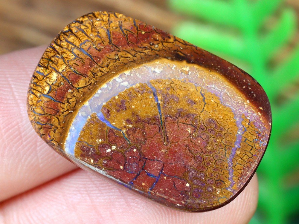 Australian Queensland Koroit Mine Loose Boulder Solid Opal Cabochon: Dimension: 23.9x16.3x5mm Thousand Planet Auction House Season 2 Asian Treasure Hunt Auction, auction including Abstract Oil Painting, Sculptures & Carvings, Statues & Statuettes, Bust Carving, Signet