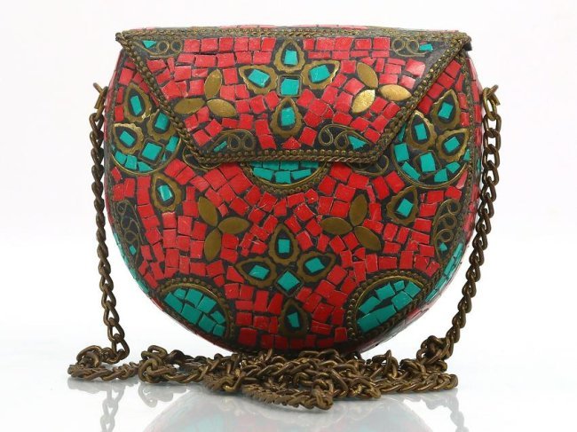Vintage Tibetan Turquoise & Red Chips Inlay Bag Shoulder Bag Purse Brass Clutch: Length: 3 15/16 inches Thousand Planet Auction House Season 2 Asian Treasure Hunt Auction, auction including Abstract Oil Painting, Sculptures & Carvings, Statues & Statuettes, Bust Carving, Signet Ri