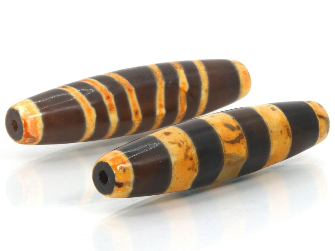 Group of 2 Chinese Tibetan Agate dZi Beads Asian Art Carving: Length: 2 23/64 inches Thousand Planet Auction House Season 2 Asian Treasure Hunt Auction, auction including Abstract Oil Painting, Sculptures & Carvings, Statues & Statuettes, Bust Carving, Signet Ri