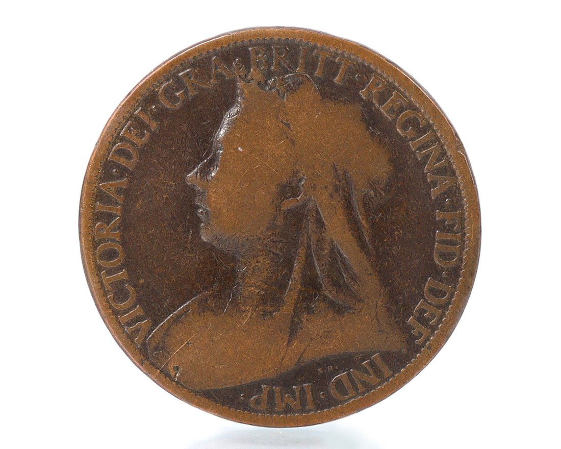 Old British 1 Penny - Queen Victoria Coin - 1901 - Great Britain: Length: 30mm Thousand Planet Auction House Season 2 Asian Treasure Hunt Auction, auction including Abstract Oil Painting, Sculptures & Carvings, Statues & Statuettes, Bust Carving, Signet Rings, Vinta