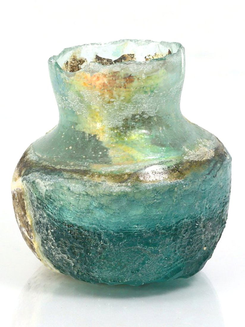 An Ancient Western Asiatic Roman Glass Unguentarium Flask Vessel Art Antique: Length: 1 37/64 inches Thousand Planet Auction House Season 2 Asian Treasure Hunt Auction, auction including Abstract Oil Painting, Sculptures & Carvings, Statues & Statuettes, Bust Carving, Signet Ri