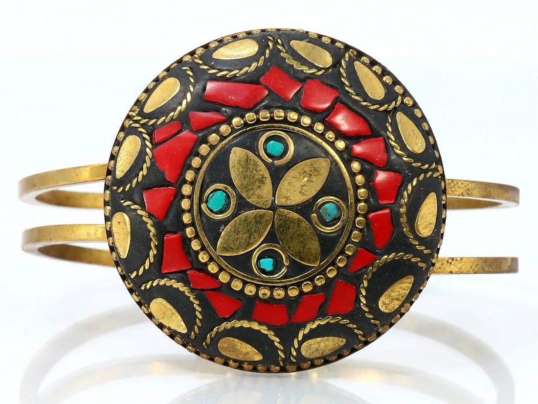 Antique Chinese Tibetan Inlay Coral and Turquoise Bracele: Dimension: 2 21/32inches Thousand Planet Auction House Season 2 Asian Treasure Hunt Auction, auction including Abstract Oil Painting, Sculptures & Carvings, Statues & Statuettes, Bust Carving, Signet