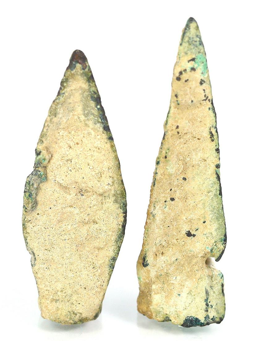 Ancient Roman Bronze Arrow Heads: Dimension: 32x7mm Thousand Planet Auction House Season 2 Asian Treasure Hunt Auction, auction including Abstract Oil Painting, Sculptures & Carvings, Statues & Statuettes, Bust Carving, Signet Rings,