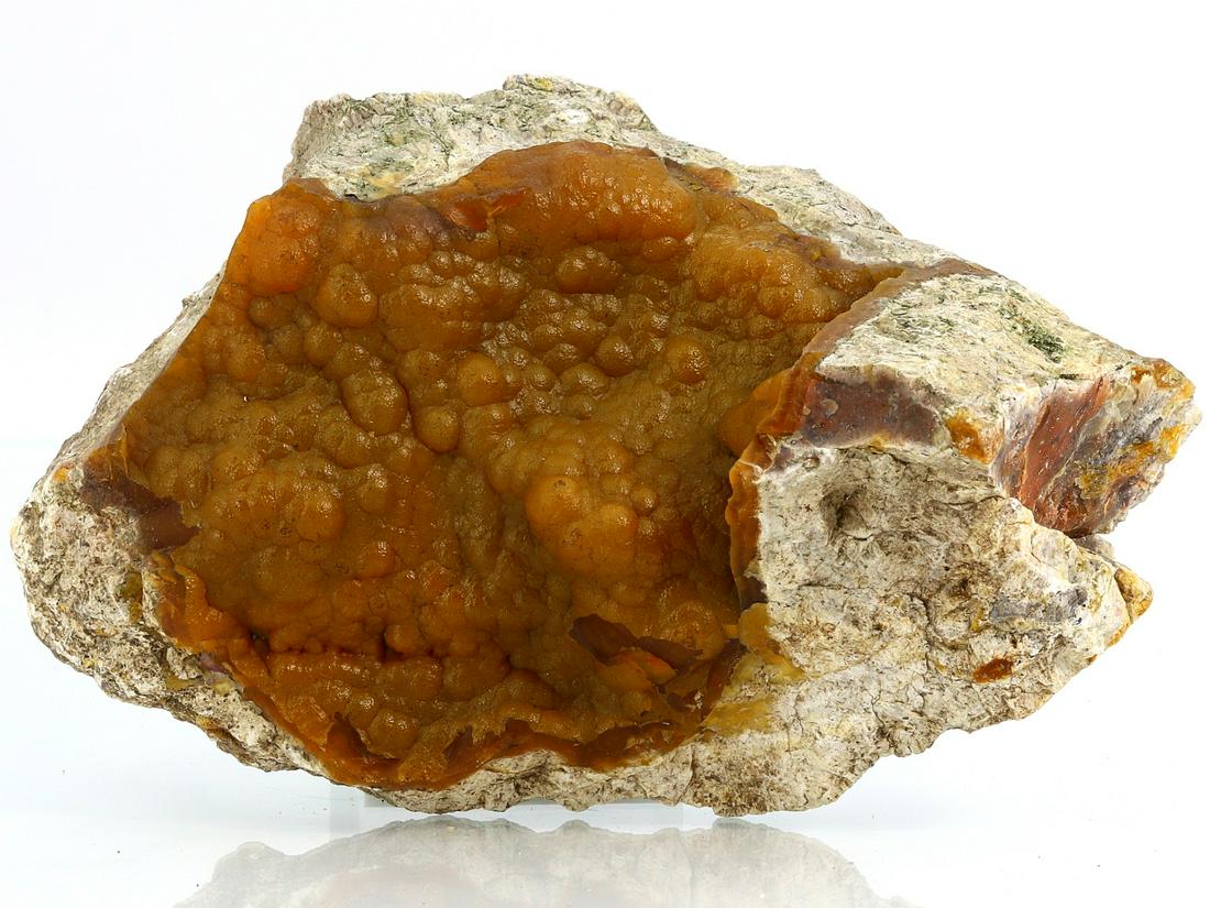 2281Ct Natural Fire Agate Rough Specimen: Dimension: 4 59/64inches Thousand Planet Auction House Season 2 Asian Treasure Hunt Auction, auction including Abstract Oil Painting, Sculptures & Carvings, Statues & Statuettes, Bust Carving, Signet